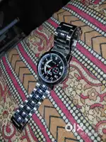 GOOD LOOKING MEN'S WATCH FOR SALE.