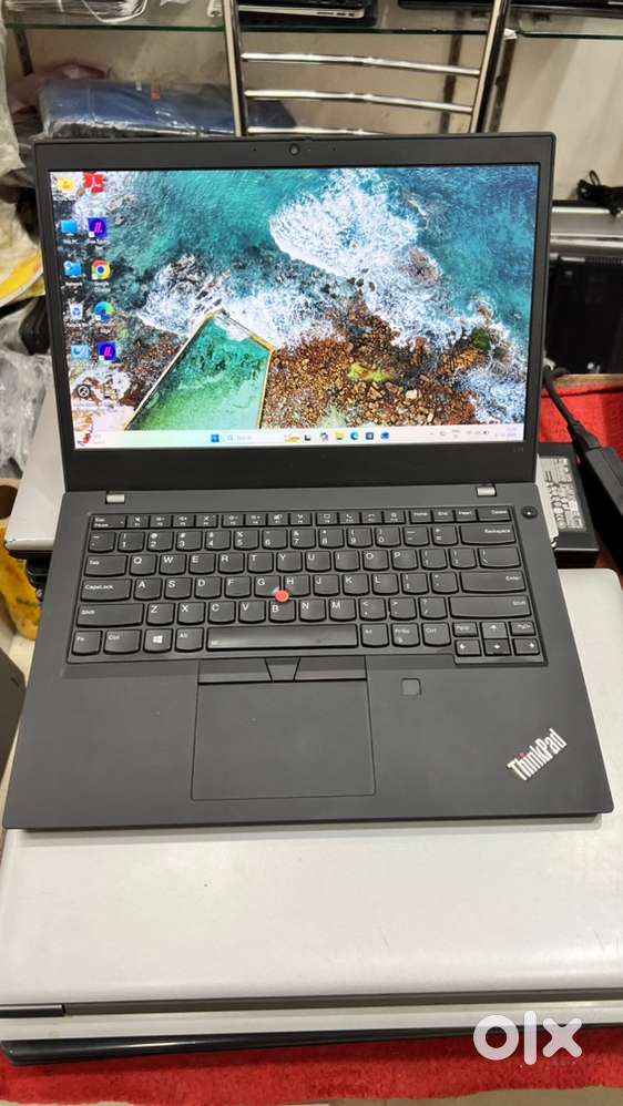 Lenovo i5 10th generation Laptop urgent sale 8/256 win 11