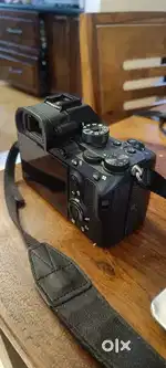 Sony a7R III Mirrorless Camera And 3 lenses - shutter count 2301