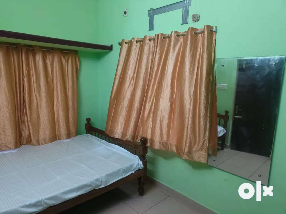 Fully furnished villa for Rent near Thavalakuppam