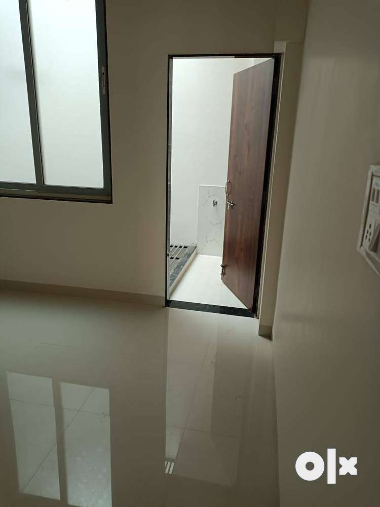 2 bhk unfurnished flat for rent at bengali square