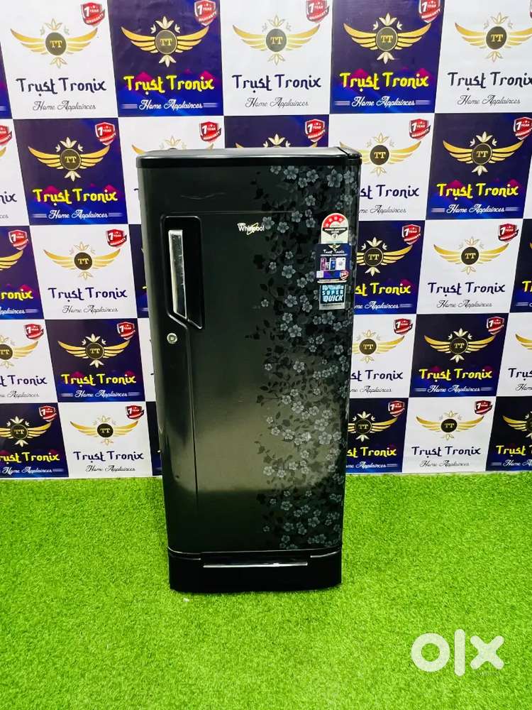 Dark black 200ltr whirlpool flower single door fridge