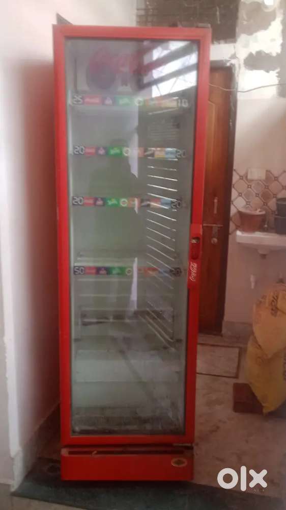 Cold drink freezer