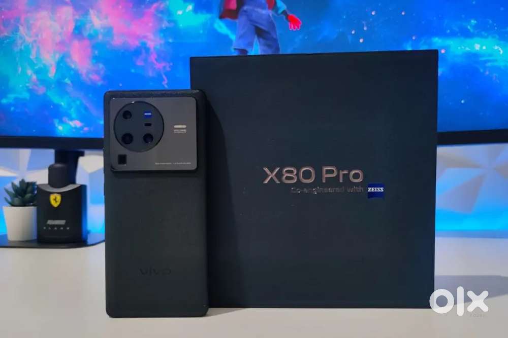 Vivo X80 Pro.  256gb. 12gb
