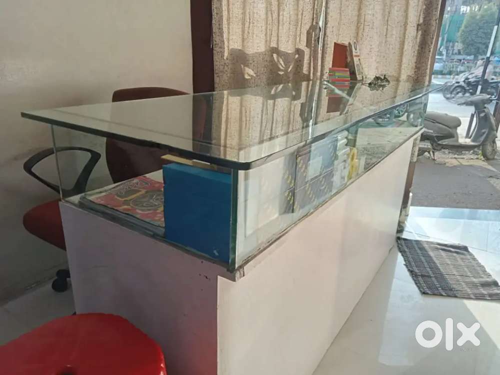 Glass counter & Partition