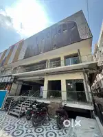 Shop available on rent