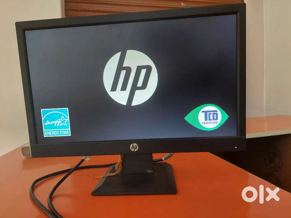 Hp computer with CPU, printer and lamination machine