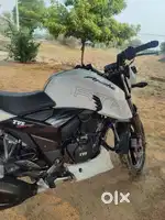 TVS apache RTR 200 4v