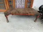 Single bed with steel joints and heavy wood