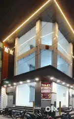 Wholesale showroom shop for rent