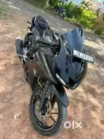 YAMAHA R15 V3