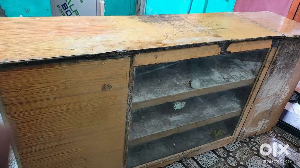 Grocery store counter