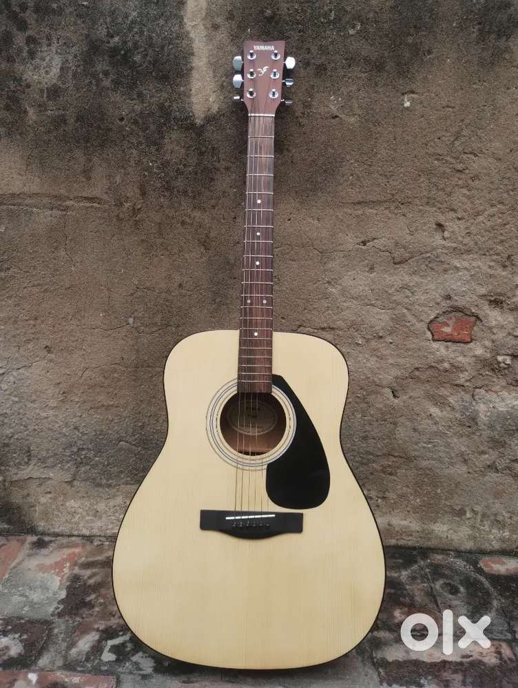 Yamaha F280 with one more guitar
