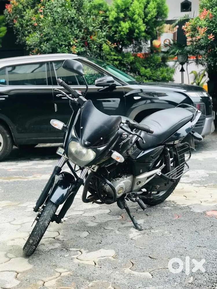 Pulsar 150 2013 modell