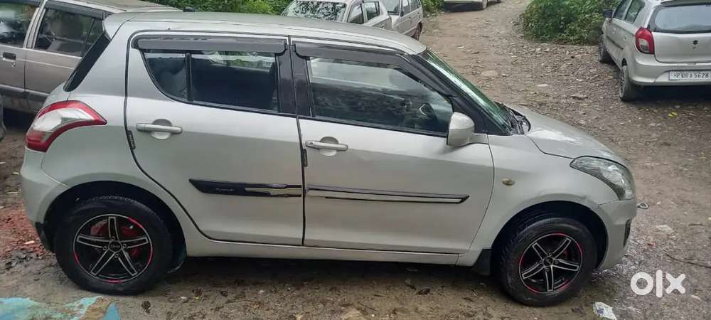 Maruti Suzuki Swift 2016 Petrol 65000 Km Driven