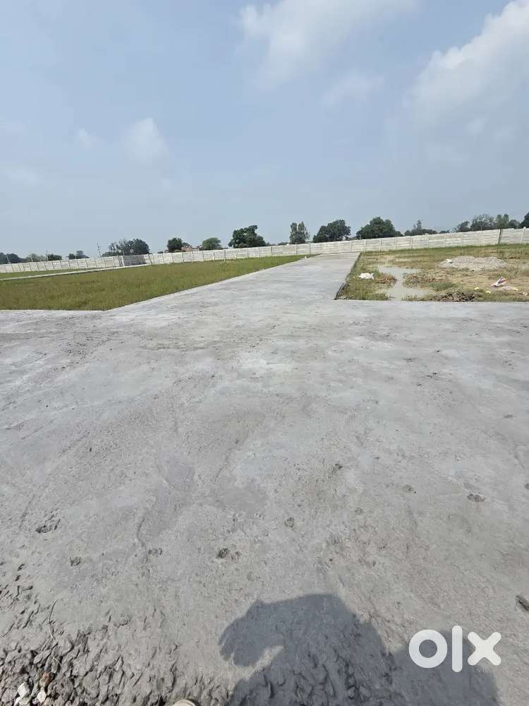 100 Gaj corner plot for sale at Greater kanpur New bheemsen junction