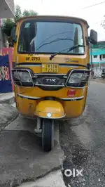 TVS King Deluxe CNG BS6