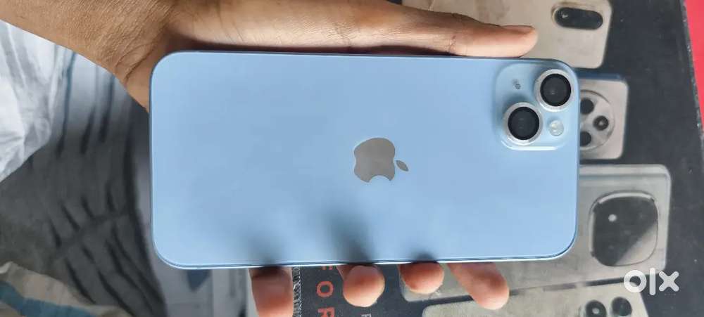 I phone 14 plus 128gb full box and charger