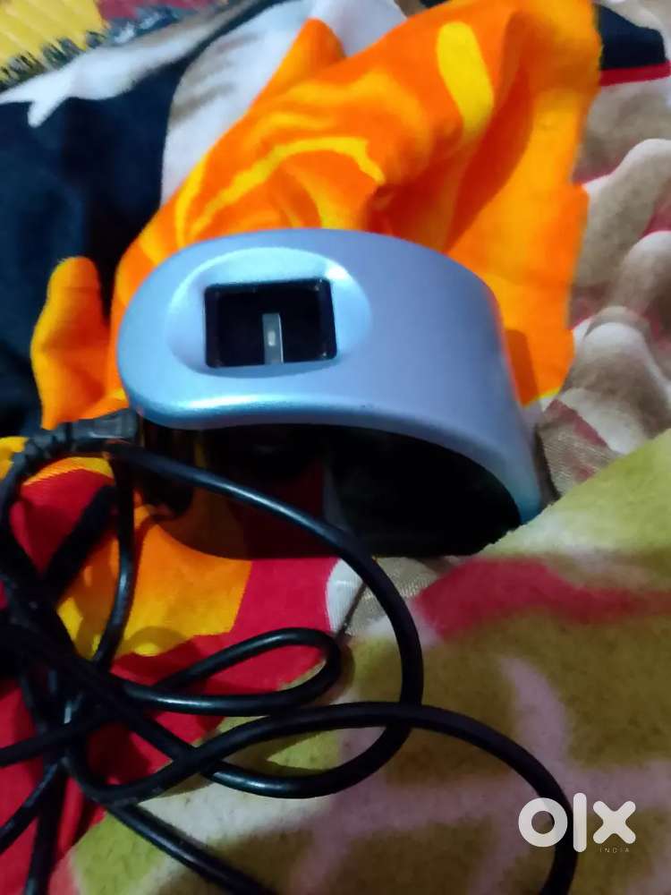 Mantra finger device 2800