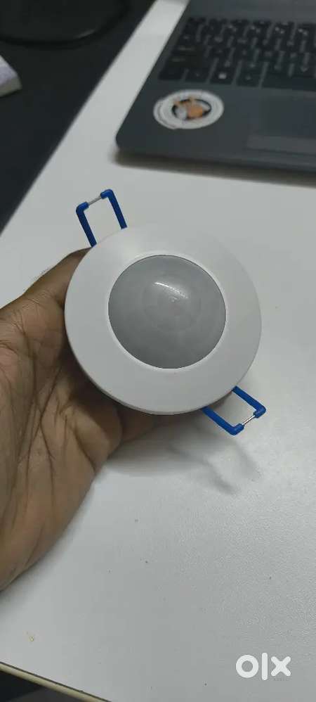 PIR sensor for automatic switch on/off
