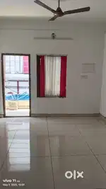 250 sqft tiled office room aluva town rail, ksrtc