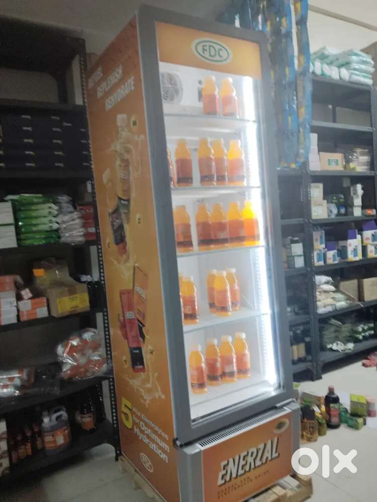 Colddrink refrigerator