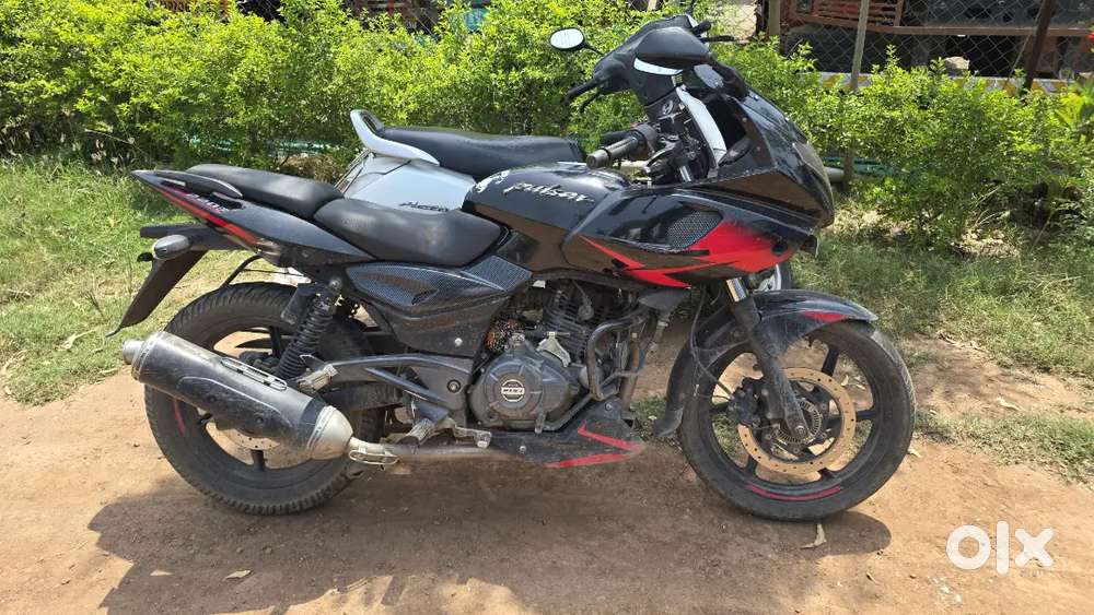 Pulsar 220 model 2019
