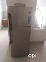 FOR SALE: Old Refrigerator – Still Works Great!