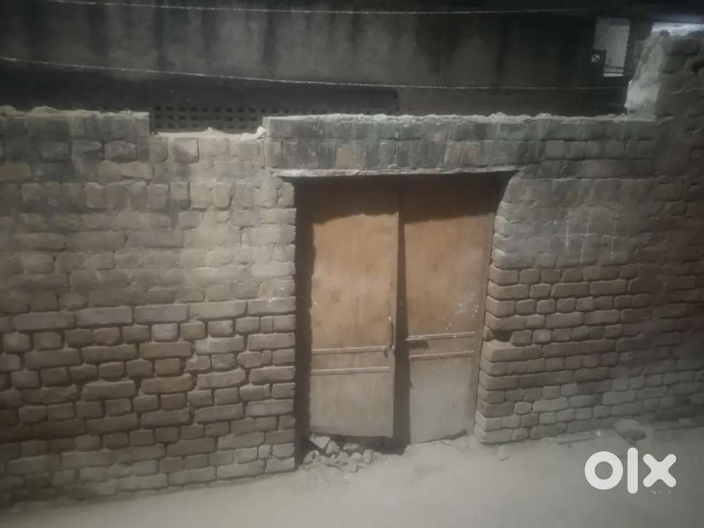 50 gaj plot on 8 ft road