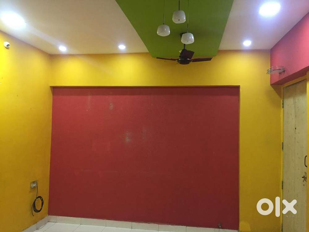 1 BHK Semi-Furnished Flat in Kasarvadavali, Thane (W)