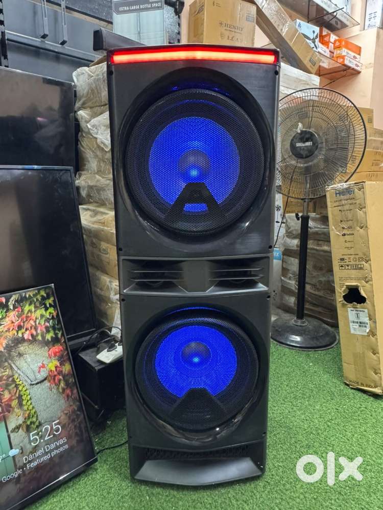 Croma 1800W Bluetooth party speaker demo unit piece
