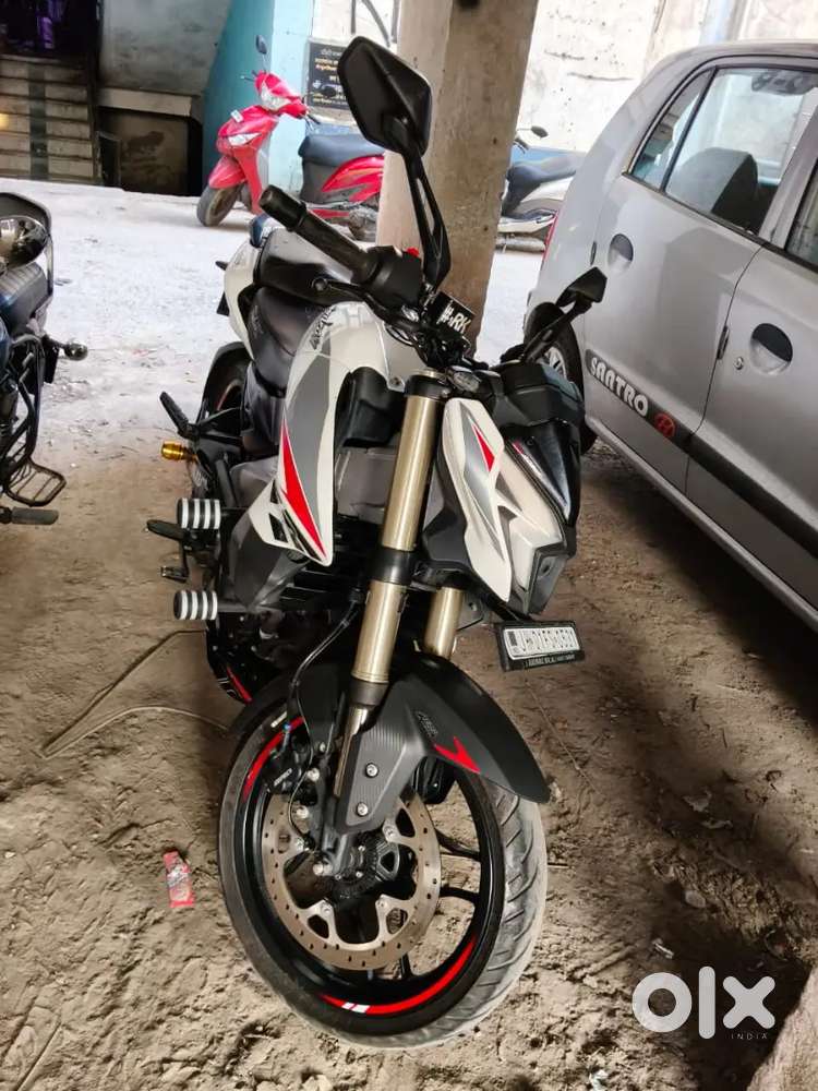 Bajaj Pulsar ns400z