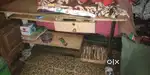 5*4 ka tv stand aur computer table bechna h