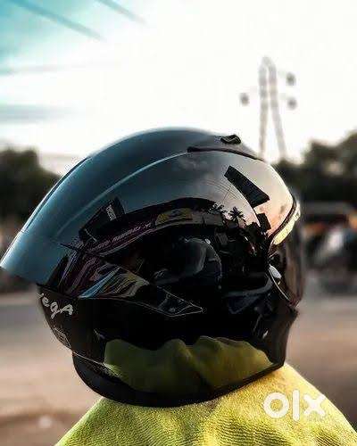 Vega bolt helmet