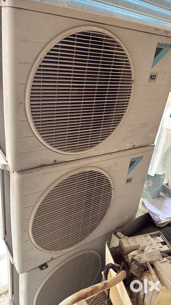 Old nd scrap ac buyer, kindly call me for more info