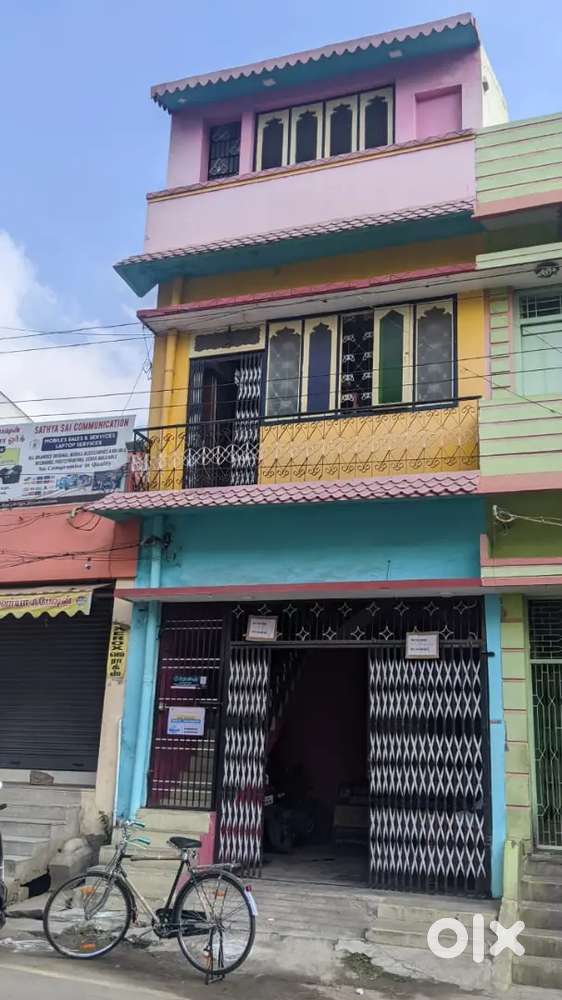 FIRST FLOOR FOR COMMERCIAL PURPOSES