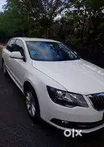 Skoda Superb 2015 Petrol 108000 Km Driven