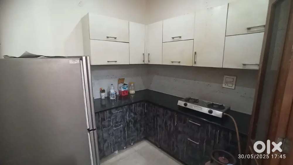 2 ROOM SET FULLY FURNISHED FOR RENT