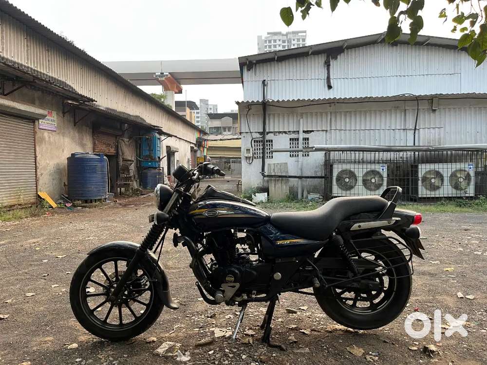 2017 BAJAJ AVENGER