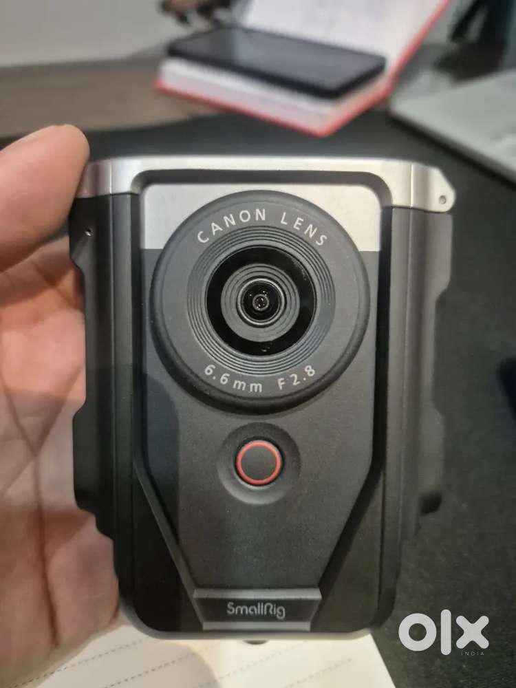 Canon PowerShot V10 – 13.1 MP  4K Vlogging Camera