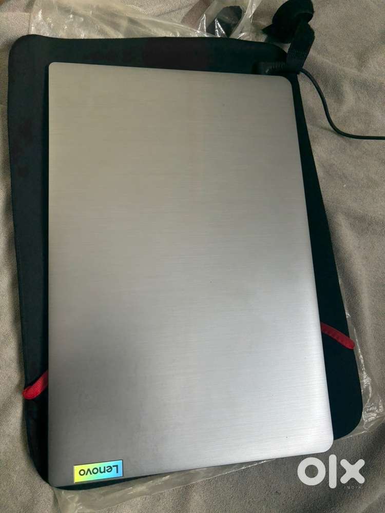 Lenovo IdeaPad 3  15ALC6 UB