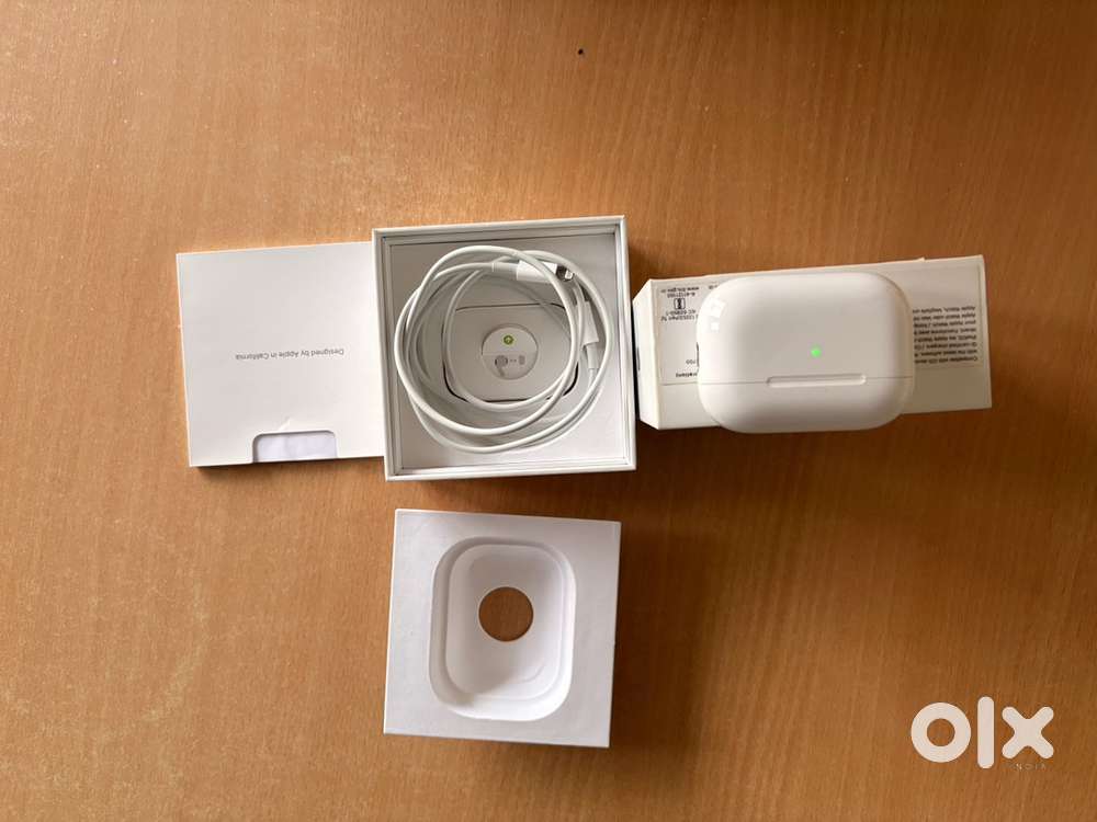 Apple AirPods 2gen with original bill and box