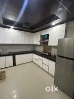 Flat for rent 3bhk furnished without owner