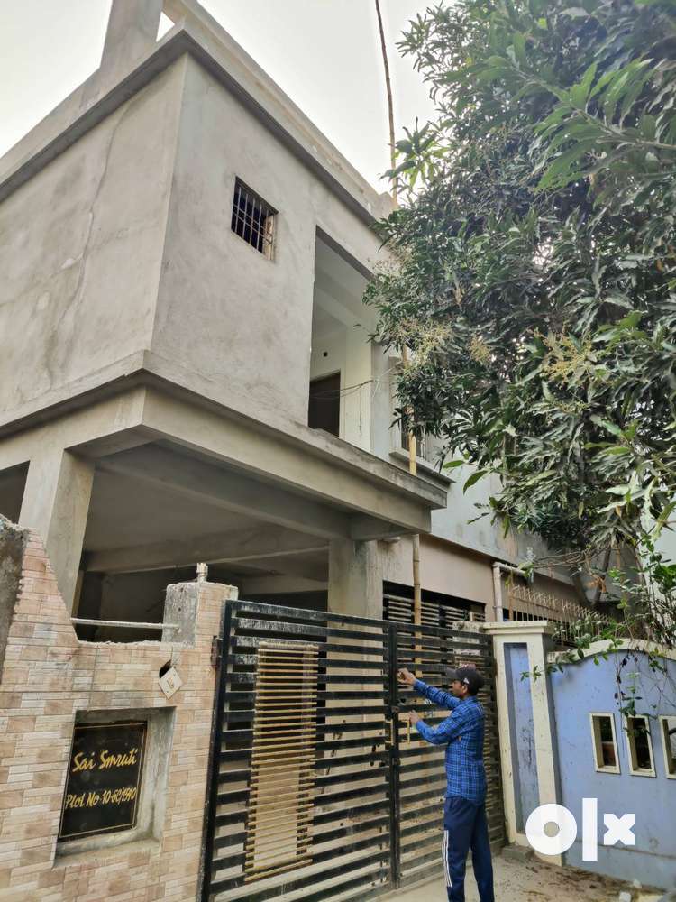 Ground Floor separate entry with lot of open space & vastu compliance.