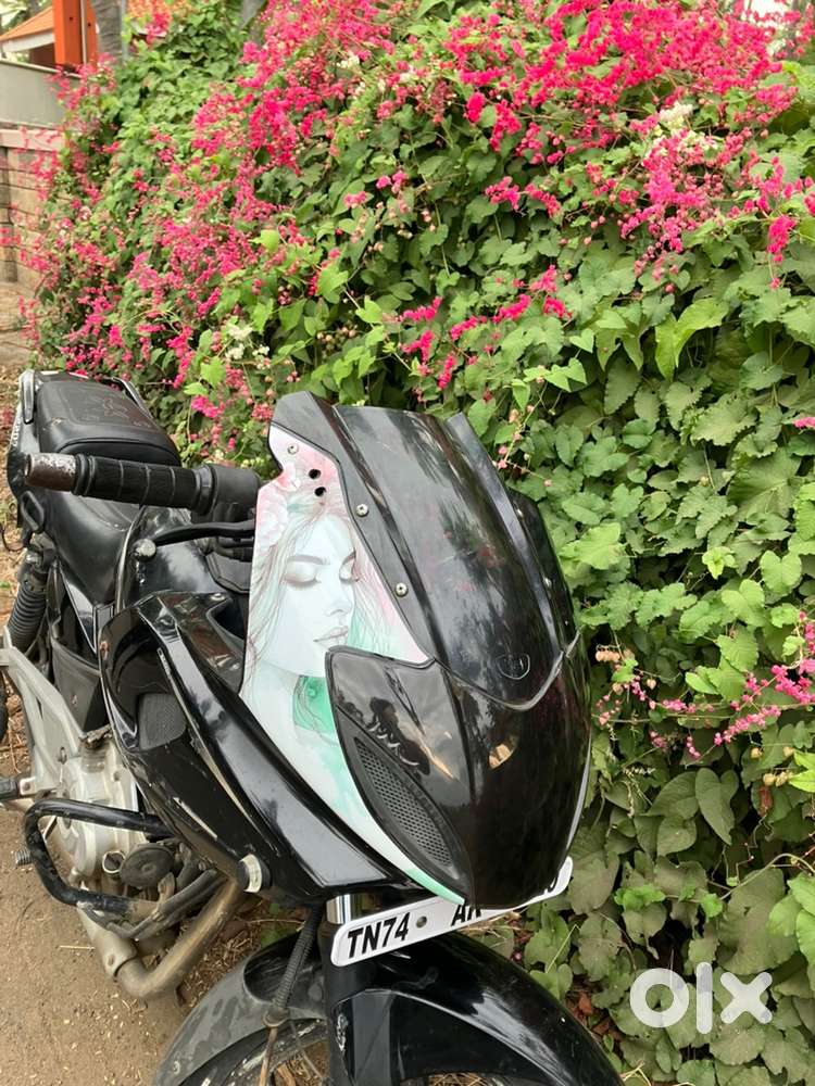 Pulsar 220