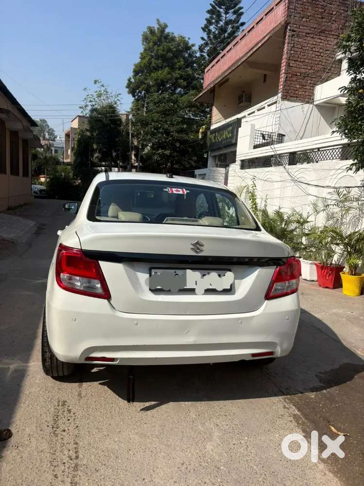 Maruti Suzuki Dzire 2017 Diesel 100000 Km Driven