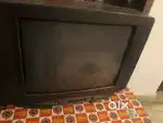 Samsung crt tv (21*) in black colour