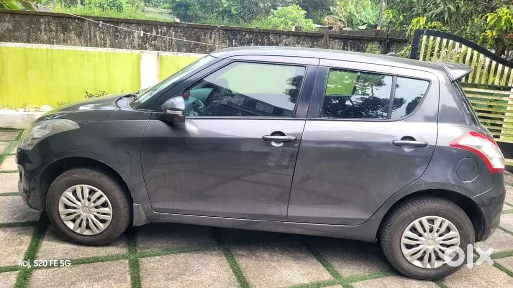 Maruti Suzuki Swift 2016 Petrol 114000 Km Driven