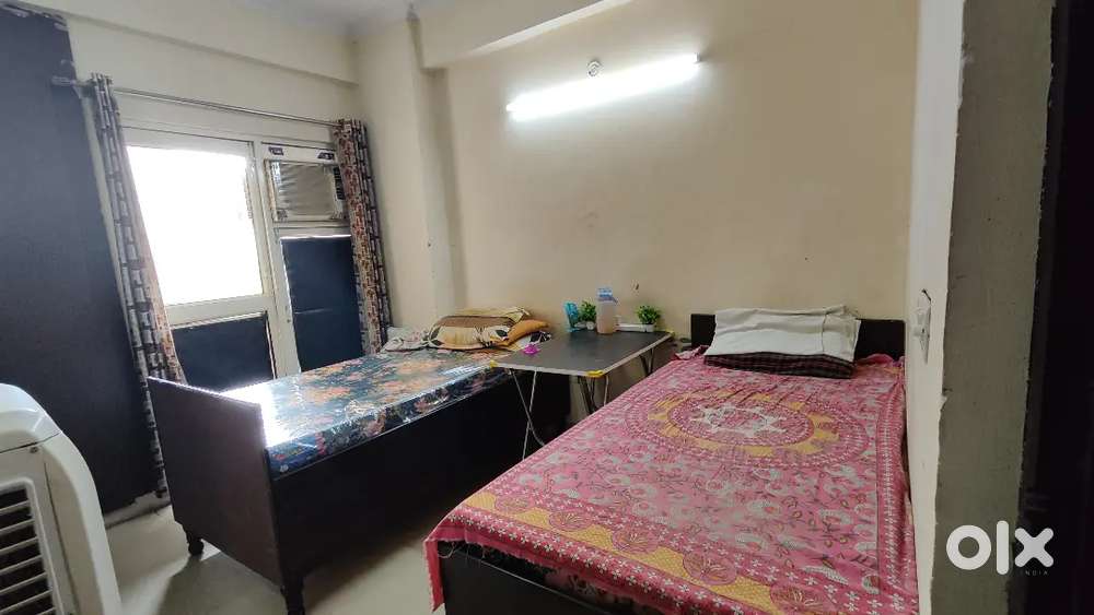 Looking for a flatmate for a full furnished flat