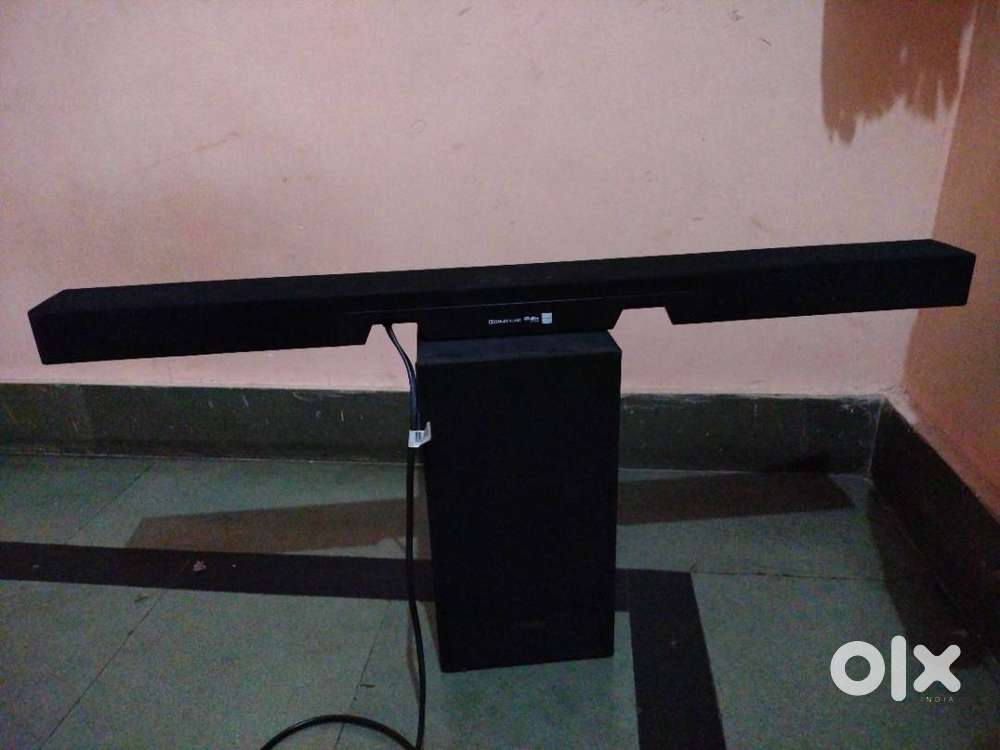 SAMSUNG SOUND BAR